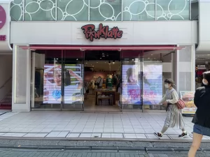 PINK LATTE_ウィンドウビジョン