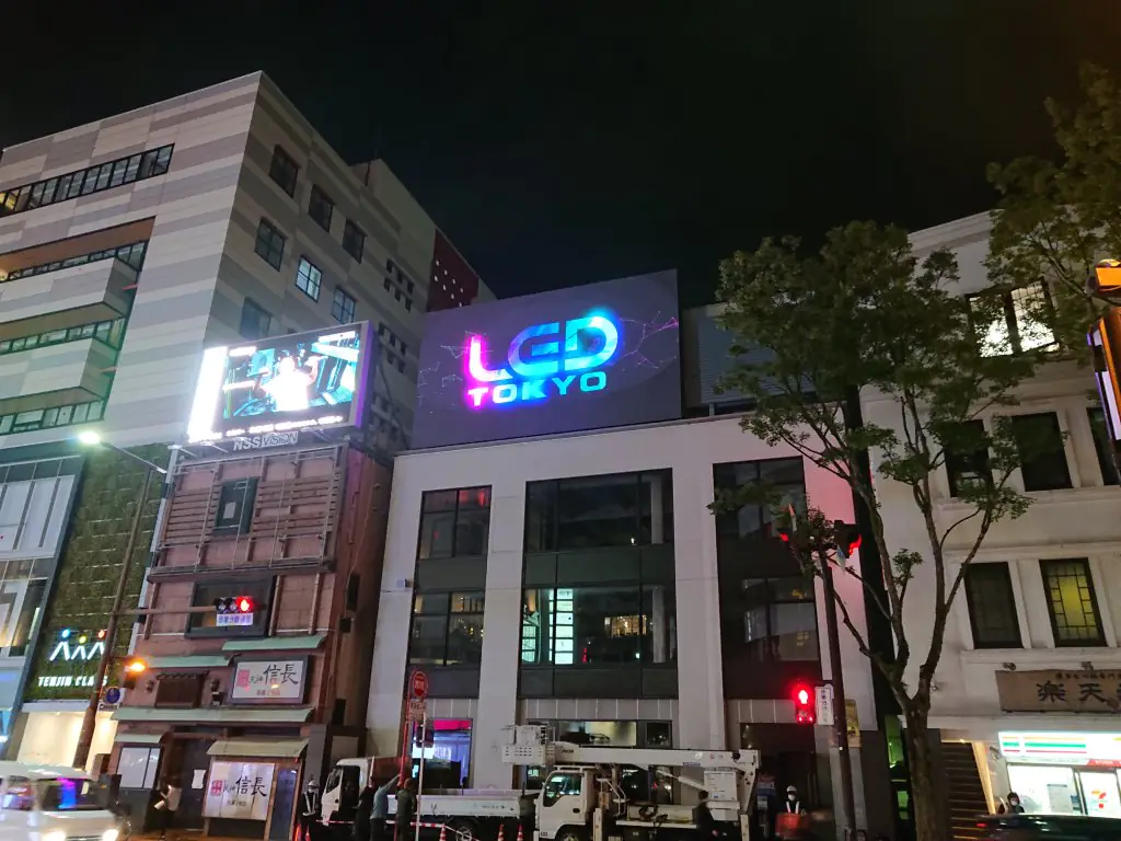 デジタルサイネージ