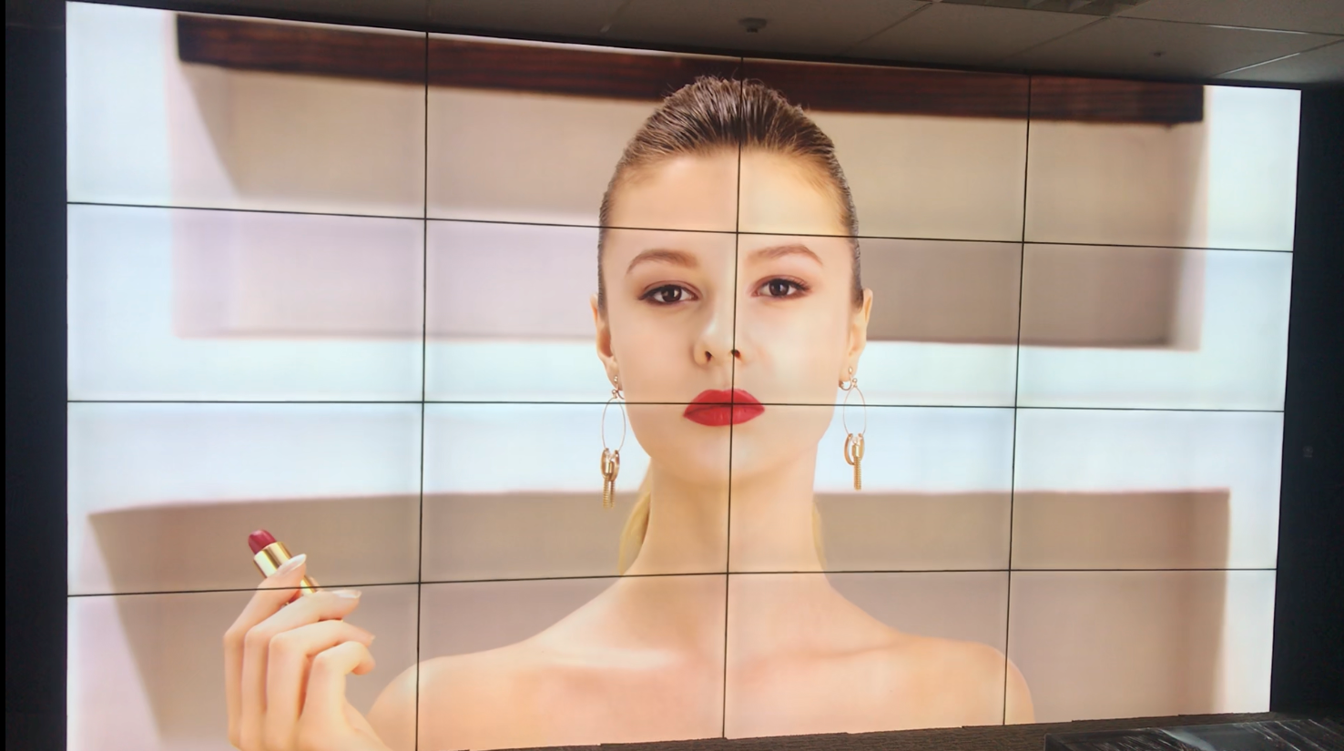 マルチディスプレイサイネージとは? 基本知識からLED TOKYOが手掛けた設置事例まで徹底解説!