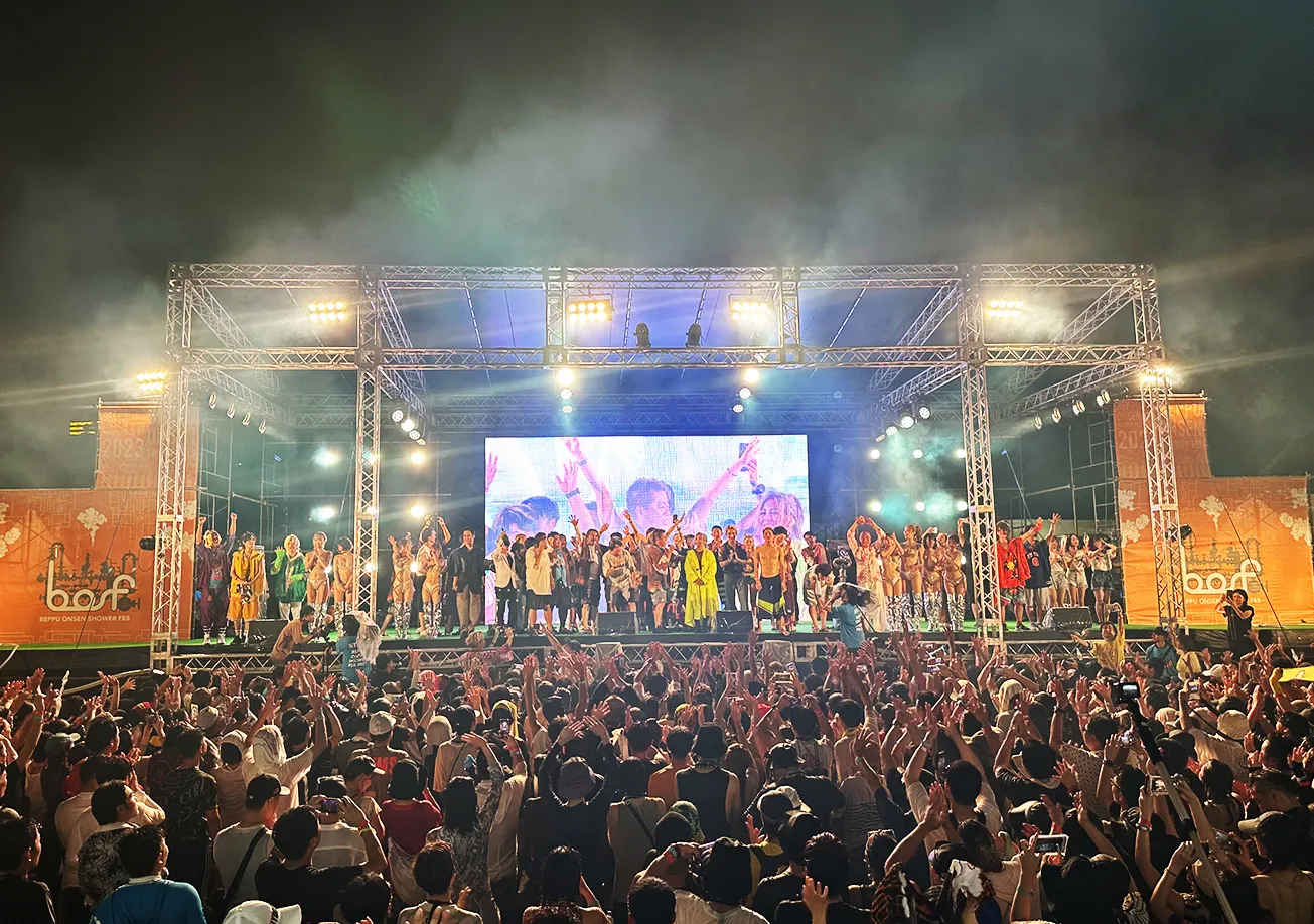 デジタルサイネージをレンタルするメリットとは? 価格や活用シーン、購入との違いなどを紹介!