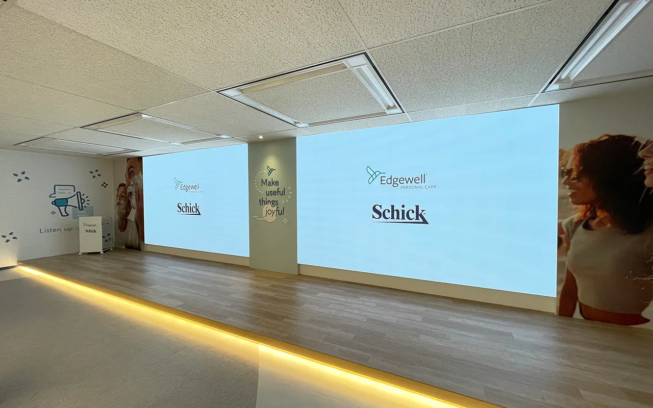 オフィスサイネージとは?情報共有・活用方法・自社広告・導入事例